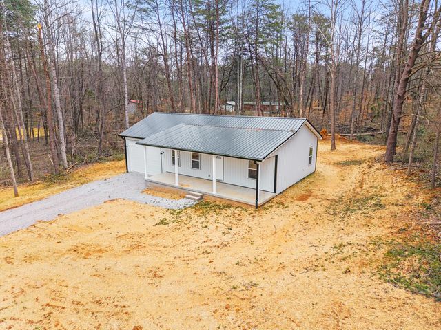 221 Pine Tree Circle Drive, Nancy, KY 42544