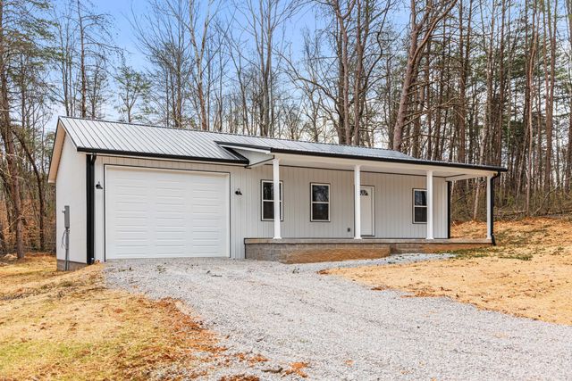 221 Pine Tree Circle Drive, Nancy, KY 42544