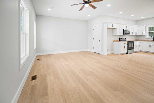 221 Pine Tree Circle Drive, Nancy, KY 42544