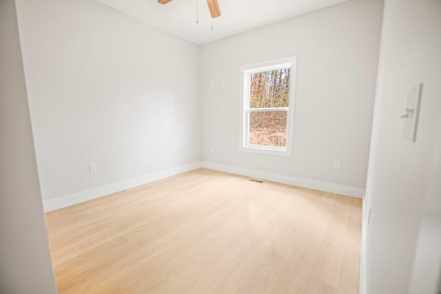 221 Pine Tree Circle Drive, Nancy, KY 42544