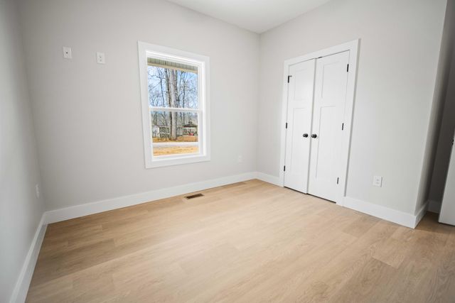 221 Pine Tree Circle Drive, Nancy, KY 42544