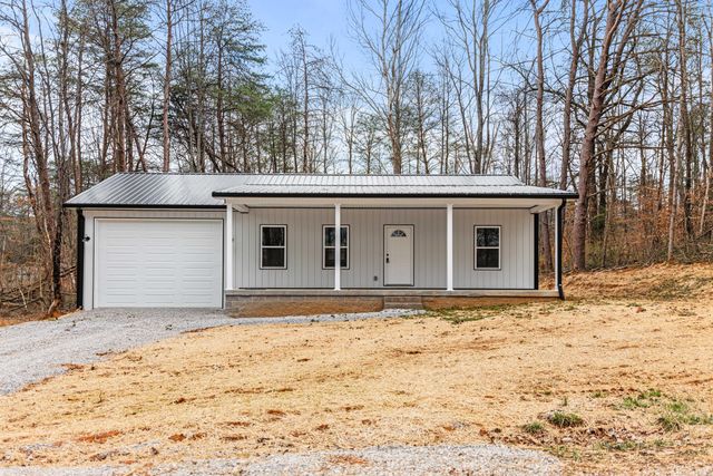 221 Pine Tree Circle Drive, Nancy, KY 42544