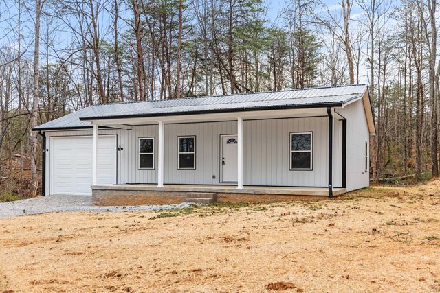 221 Pine Tree Circle Drive, Nancy, KY 42544