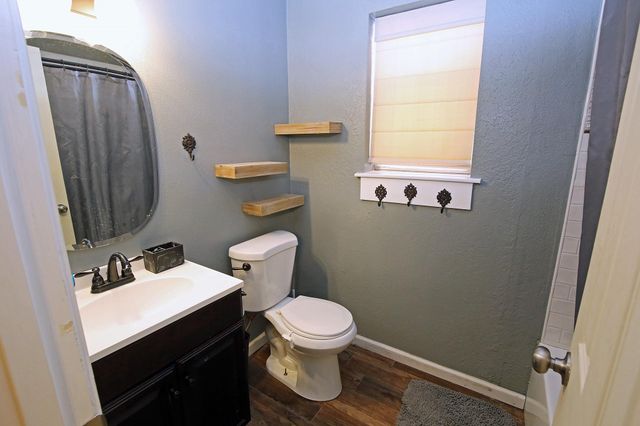 4406 B Bar Drive, Santa Fe, TX 77510