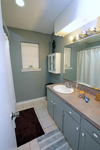 4406 B Bar Drive, Santa Fe, TX 77510