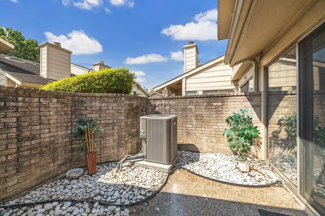 13020 Leader Street 927, Houston, TX 77072