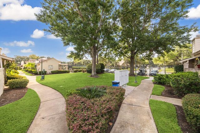 13020 Leader Street 927, Houston, TX 77072