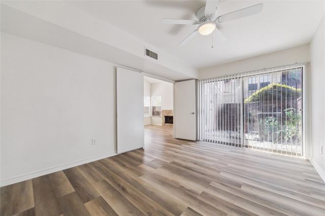 13020 Leader Street 927, Houston, TX 77072