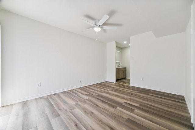 13020 Leader Street 927, Houston, TX 77072