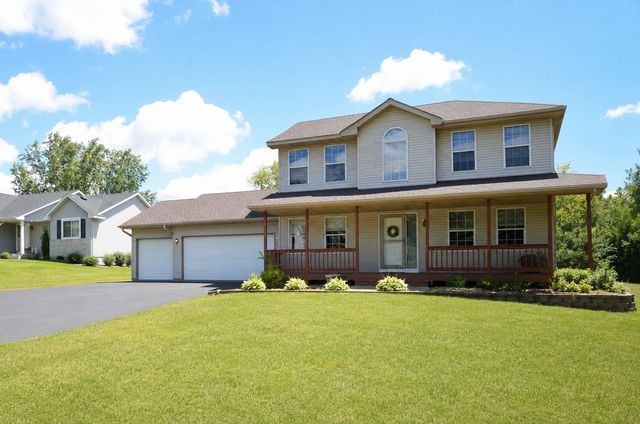 19389 Seymour Street NW, Elk River, MN 55330