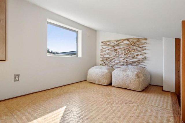 27690 Central Drive, Los Altos Hills, CA 94022