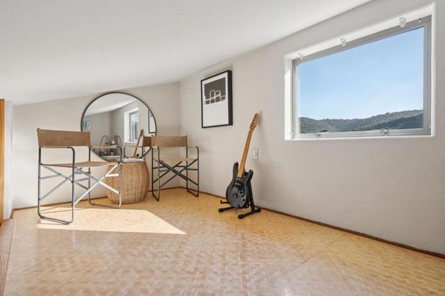 27690 Central Drive, Los Altos Hills, CA 94022
