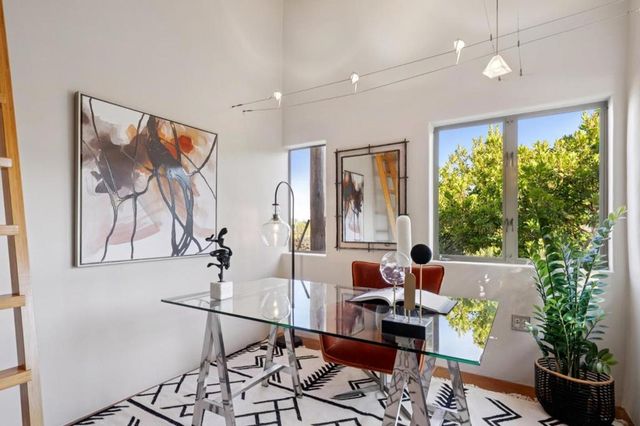 27690 Central Drive, Los Altos Hills, CA 94022