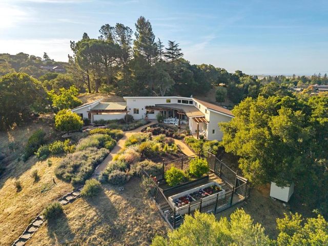27690 Central Drive, Los Altos Hills, CA 94022