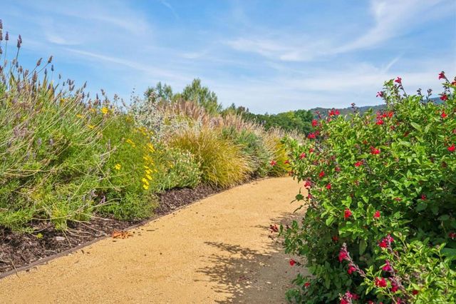 27690 Central Drive, Los Altos Hills, CA 94022