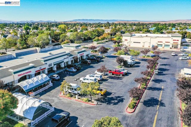 6418 Tiffany Cmn, Livermore, CA 94551