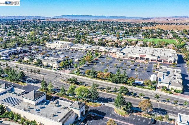 6418 Tiffany Cmn, Livermore, CA 94551