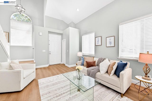 6418 Tiffany Cmn, Livermore, CA 94551