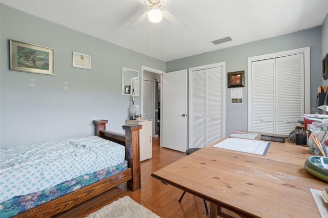 40700 LONG ISLAND DRIVE, Umatilla, FL 32784