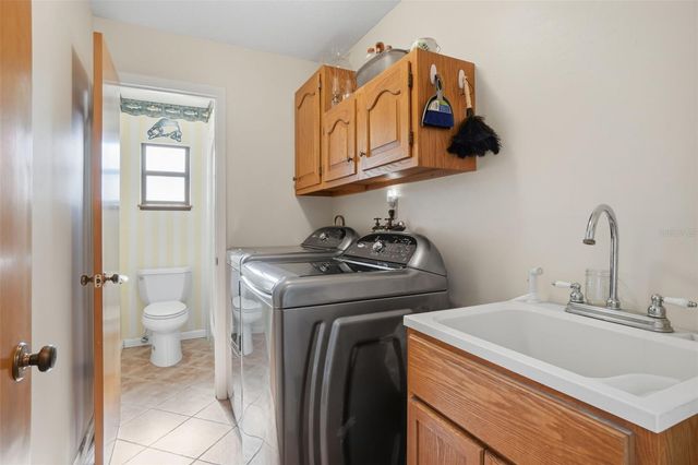 40700 LONG ISLAND DRIVE, Umatilla, FL 32784