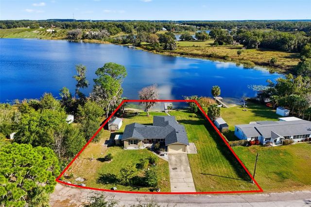40700 LONG ISLAND DRIVE, Umatilla, FL 32784