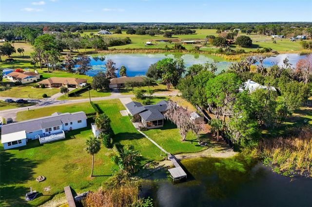 40700 LONG ISLAND DRIVE, Umatilla, FL 32784