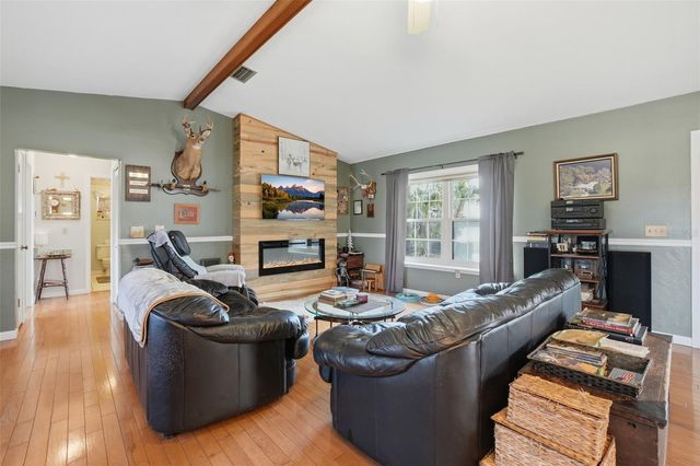 40700 LONG ISLAND DRIVE, Umatilla, FL 32784