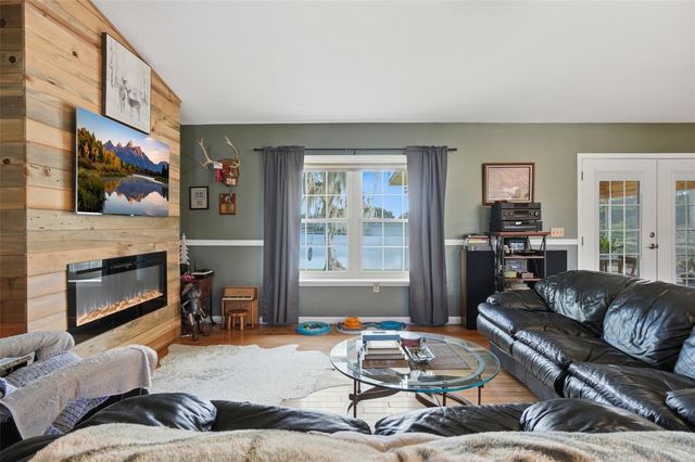 40700 LONG ISLAND DRIVE, Umatilla, FL 32784