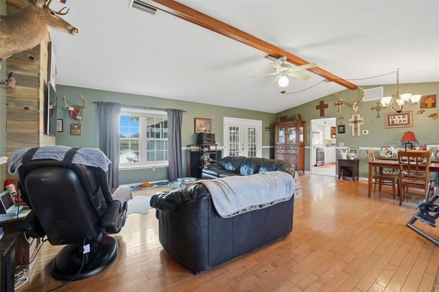 40700 LONG ISLAND DRIVE, Umatilla, FL 32784