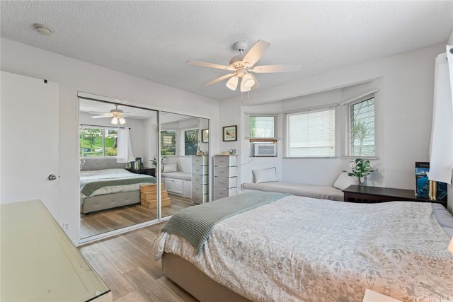 2290 Akepa Street, Pearl City, HI 96782