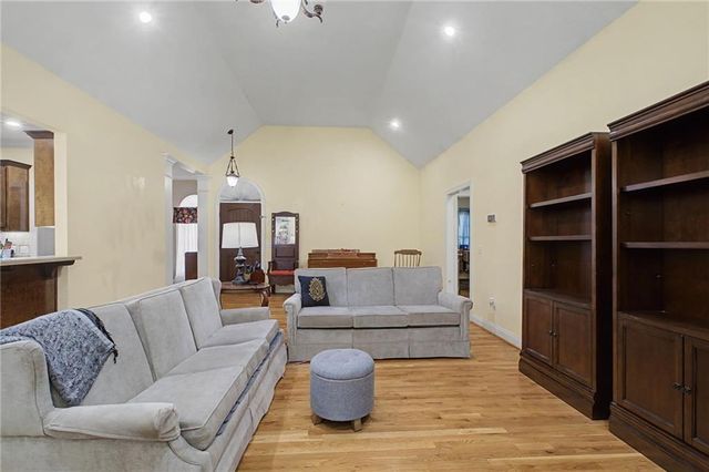 15 County Road 396, Centre, AL 35960