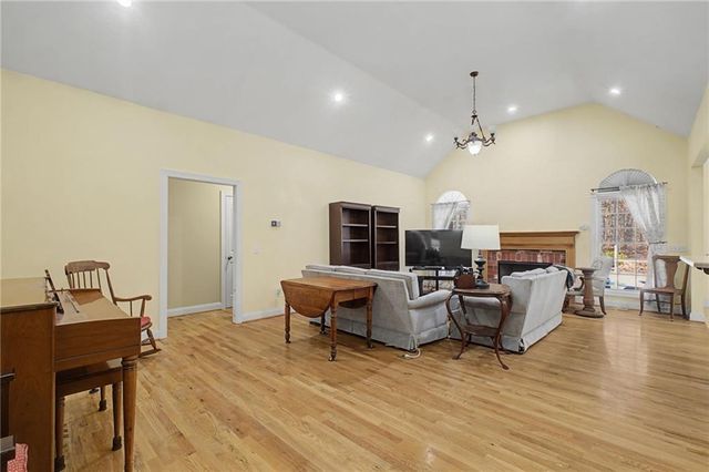 15 County Road 396, Centre, AL 35960