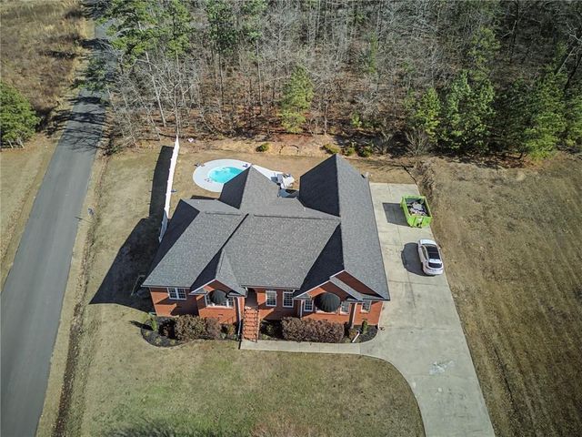 15 County Road 396, Centre, AL 35960