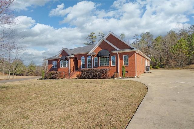 15 County Road 396, Centre, AL 35960