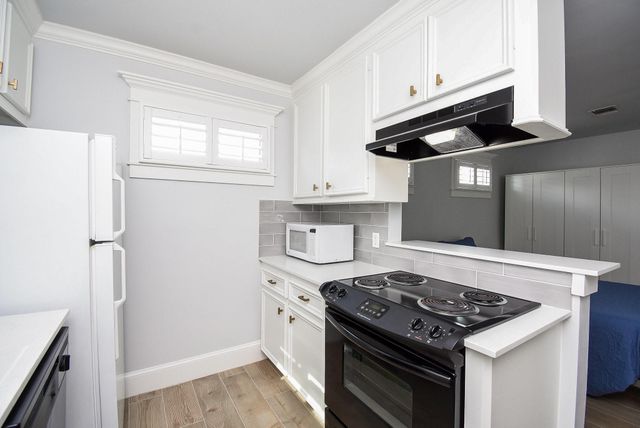 1349 Heights Boulevard B, Houston, TX 77008