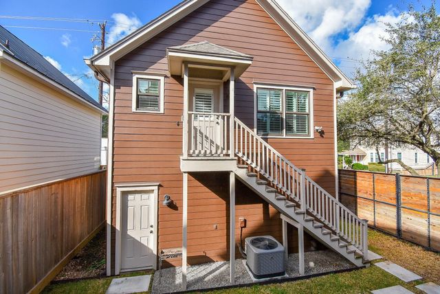 1349 Heights Boulevard B, Houston, TX 77008