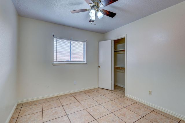 9742 Charmont Road, La Porte, TX 77571