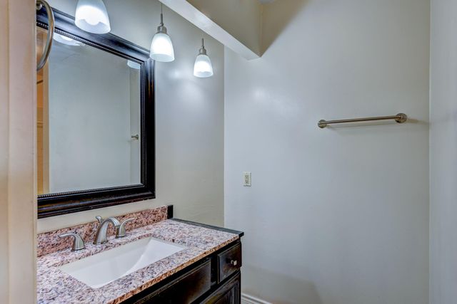 9742 Charmont Road, La Porte, TX 77571