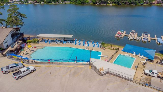 321 Lakeview Drive, Hideaway, TX 75771