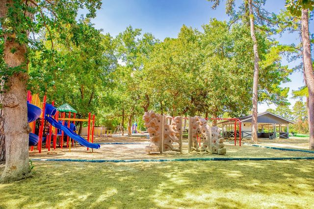 321 Lakeview Drive, Hideaway, TX 75771