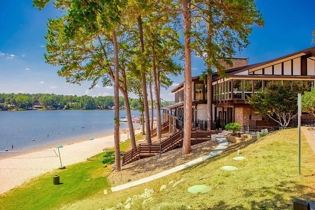 321 Lakeview Drive, Hideaway, TX 75771