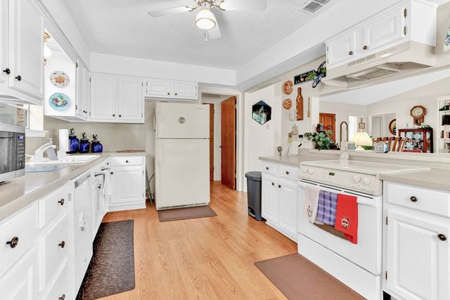 321 Lakeview Drive, Hideaway, TX 75771