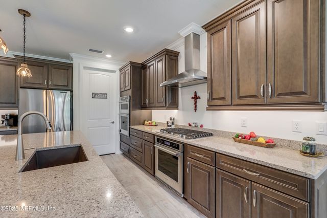 10470 ANTHEM Way, Jacksonville, FL 32256