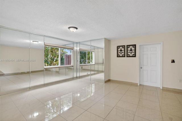 2455 SW 11th St 7-A, Miami, FL 33135