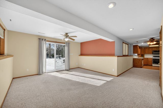 906 NE Barrington Court, Ankeny, IA 50021