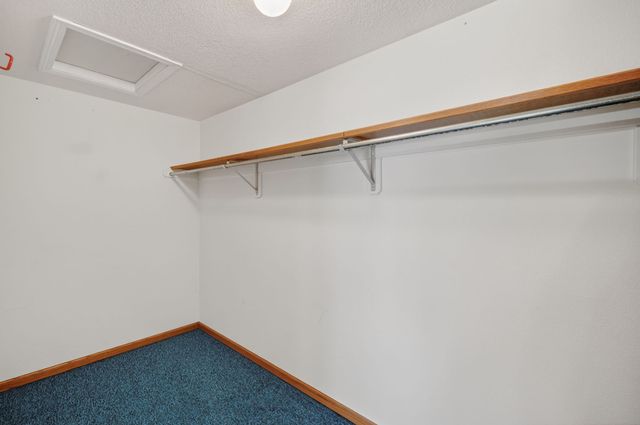 906 NE Barrington Court, Ankeny, IA 50021