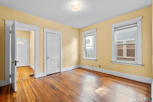 855 Woodward Avenue 1st Flr, New Haven, CT 06512