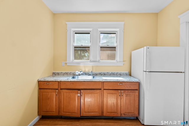 855 Woodward Avenue 1st Flr, New Haven, CT 06512