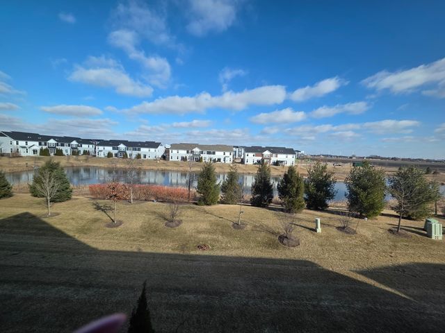 4204 Chelsea Manor Circle, Aurora, IL 60504