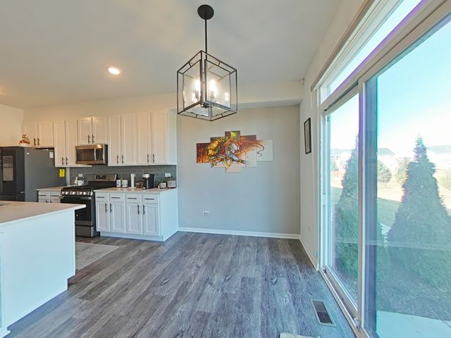 4204 Chelsea Manor Circle, Aurora, IL 60504